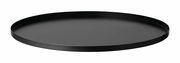Schwarzes, rundes Tablett aus Metall, seitliche Perspektive