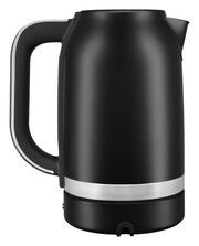 Schwarzer Wasserkocher von KitchenAid, seitliche Perspektive, 1,7 Liter Fassungsvermögen.
