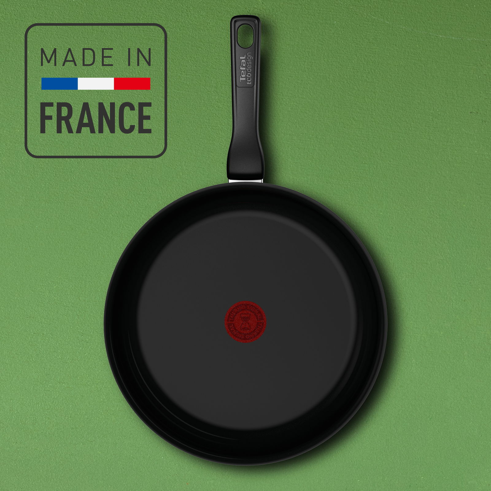 Keramik-Pfanne mit 28 cm Durchmesser, Draufsicht, hergestellt in Frankreich.