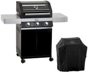 Schwarzer Gasgrill mit drei Drehreglern, Deckelthermometer, seitlichen Ablageflächen und Unterschrank auf Rollen, daneben passende schwarze Grillabdeckung; Ansicht schräg von vorn.