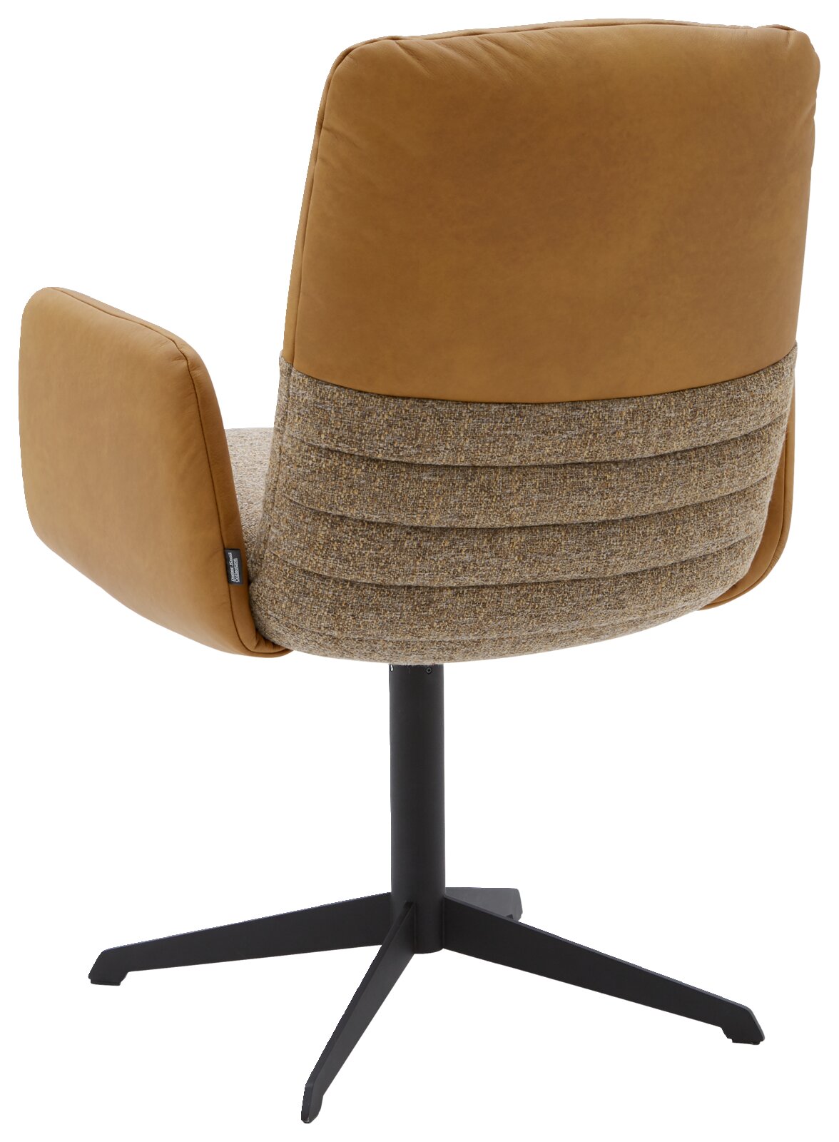 Achterkant van een fauteuil met bruine stoffen bekleding en een zwart metalen onderstel