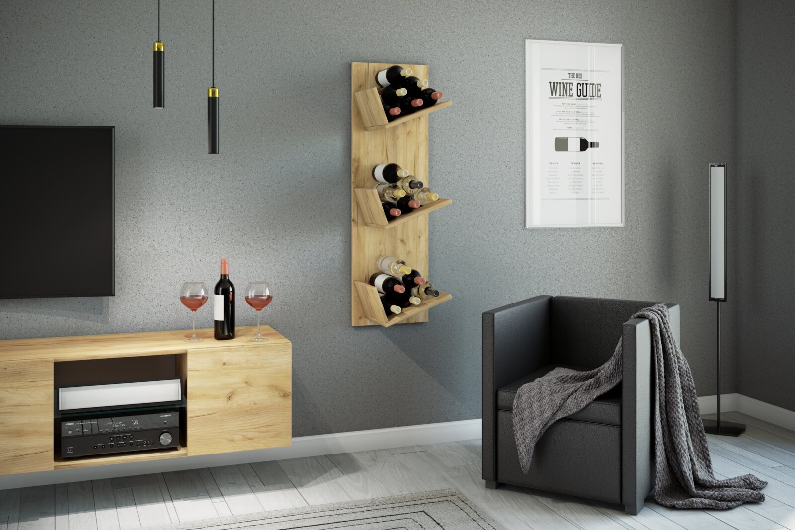 Wandmontiertes Weinregal aus hellem Holz mit drei Ablagen und mehreren Weinflaschen, gezeigt in frontaler Ansicht an einer grauen Wohnzimmerwand