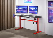 Moderner Gaming Tisch mit zwei Monitoren, Kopfhörerhalterung und Getränkehalter, seitliche Perspektive.