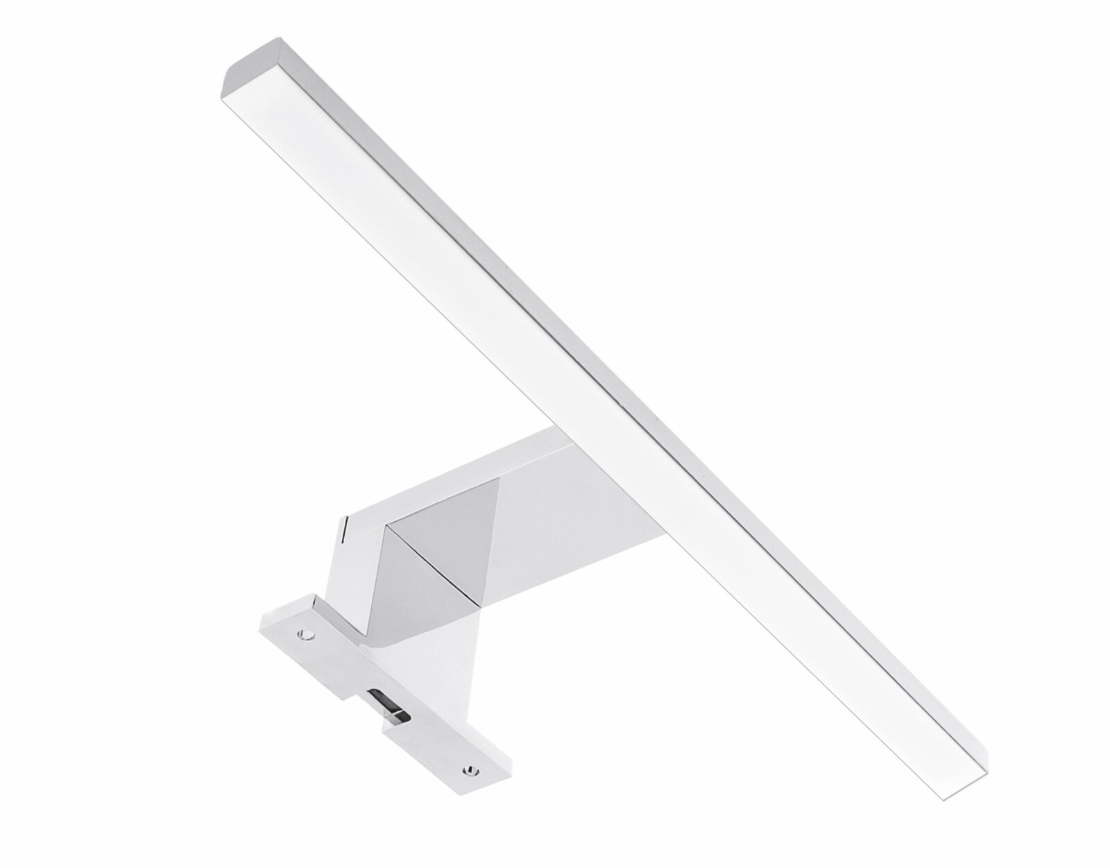 Weiße, lineare LED-Wandleuchte/Spiegelleuchte mit Metallhalterung, schräg von unten in Perspektive aufgenommen, freigestellt auf weißem Hintergrund.