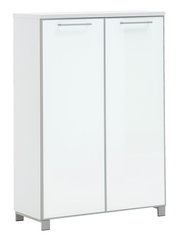 Weiße Hoch-Schuhkommode mit zwei Türen, frontal abgebildet, mit silbernen Griffen und modernem Design.