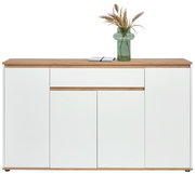 Frontansicht eines XL-Sideboards mit weißer Front und Holzoberfläche, dekoriert mit einer grünen Vase und einem Buch.