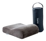 Tempur Reisekissen in seitlicher Perspektive mit passender Tragetasche