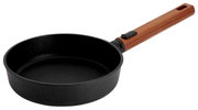 Gusseiserne Flachpfanne mit Holzgriff, seitliche Perspektive
