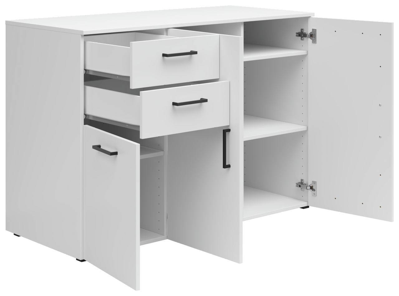 Weiße Kommode mit zwei offenen Schubladen und zwei offenen Türen, seitliche Perspektive