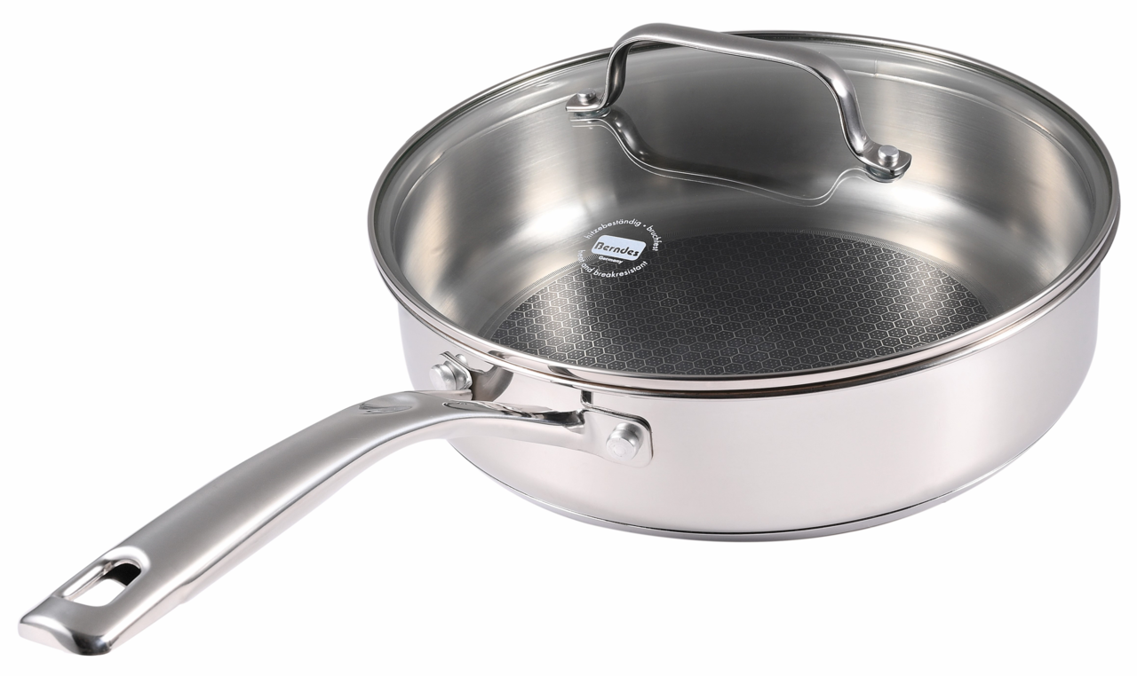 Edelstahl-Schmorpfanne mit Deckel und langem Griff, seitliche Perspektive