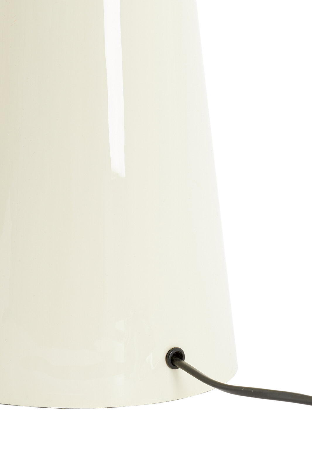 Light&Living Lampenfuß YELOS Nahaufnahme eines weißen Lampenfußes mit schwarzem Kabel, seitliche Perspektive