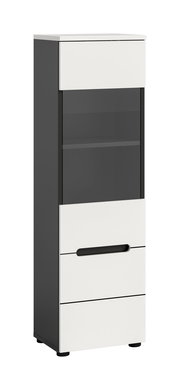 Schmaler, moderner Hochschrank in Anthrazit mit weißen Fronten, mittigem Glas-/Vitrinenbereich und Griffmulde, freistehend auf Füßen, Ansicht schräg von vorne links.