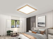 Moderne LED-Deckenleuchte Hina in einem stilvollen Schlafzimmer, aus der Perspektive von unten betrachtet.