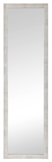 Rechteckiger Wandspiegel mit silbernem Rahmen, frontal fotografiert.