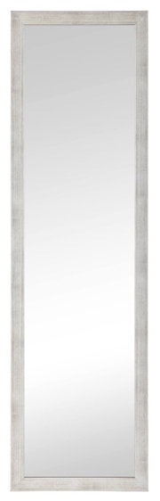 Rechteckiger Wandspiegel mit silbernem Rahmen, frontal fotografiert.