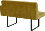 Rückansicht einer senfgelben Bank mit rechter Armlehne und schwarzen Metallbeinen.
