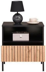 Moderne Nachtkommode mit schwarzer Oberfläche, Holzschublade und dekorativer Tischlampe, frontal betrachtet.