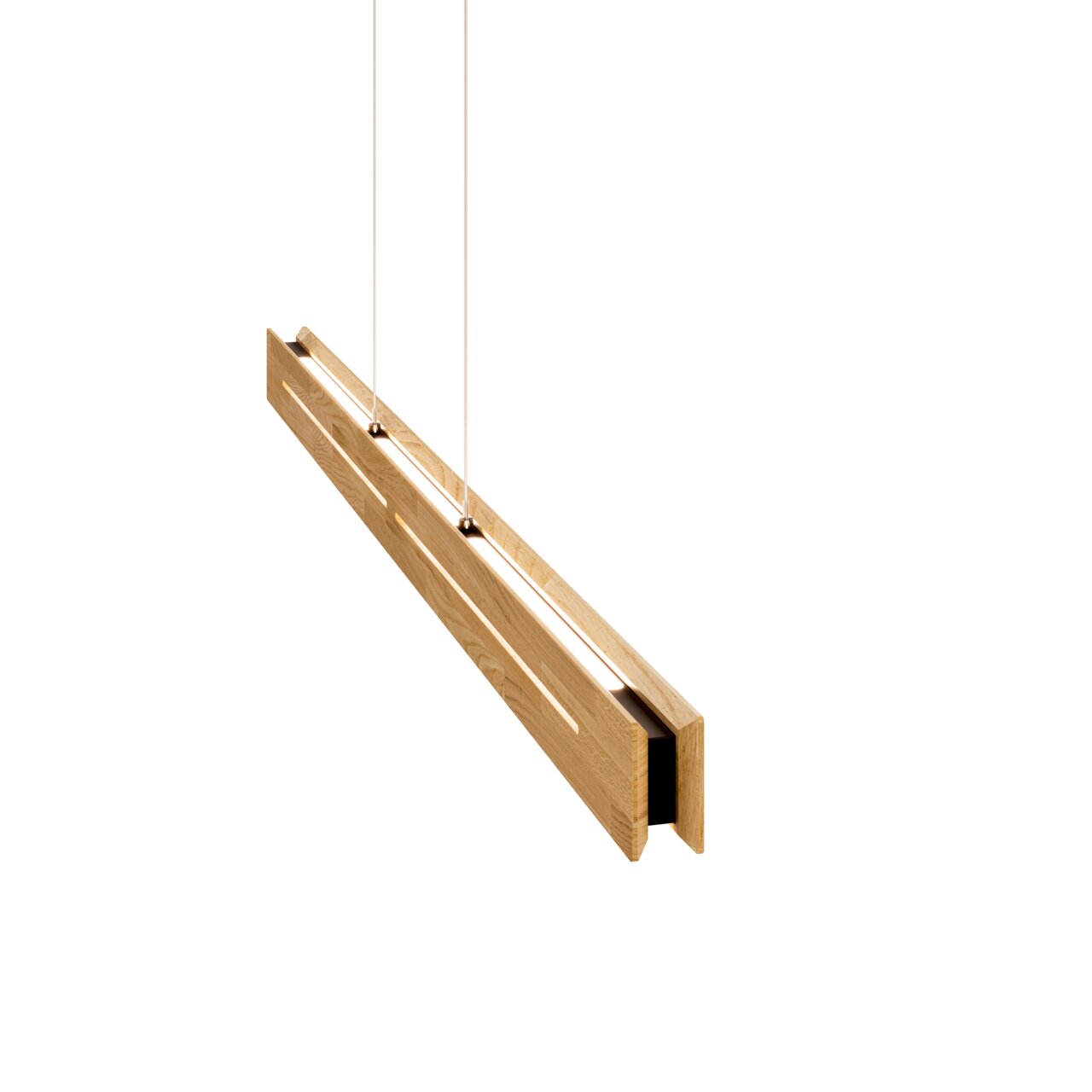 Moderne LED-Pendelleuchte aus Holz in schräger Perspektive von oben, mit zwei Aufhängungen.