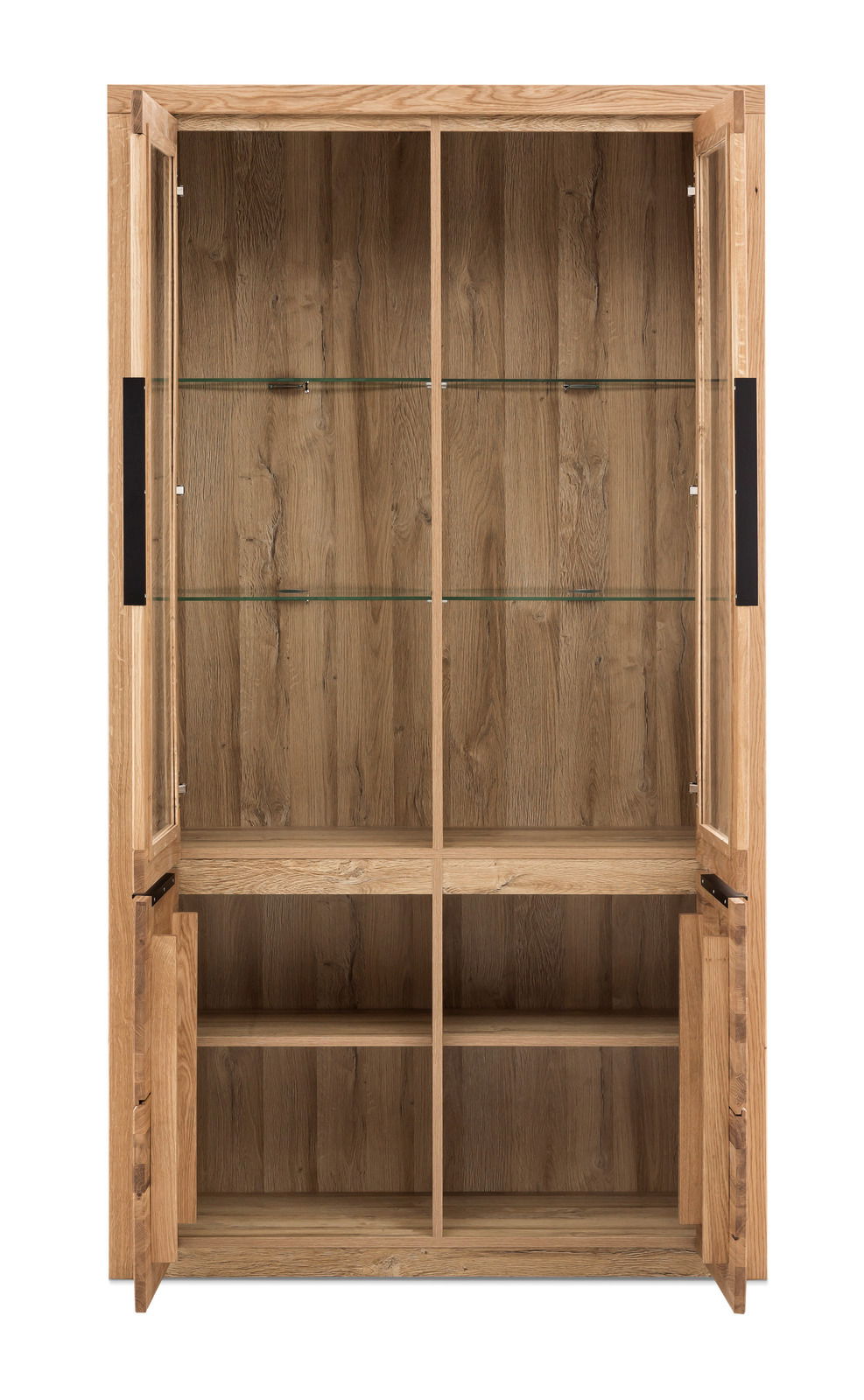 Holzvitrine mit Glastüren, frontal geöffnet, zeigt mehrere Regalböden.