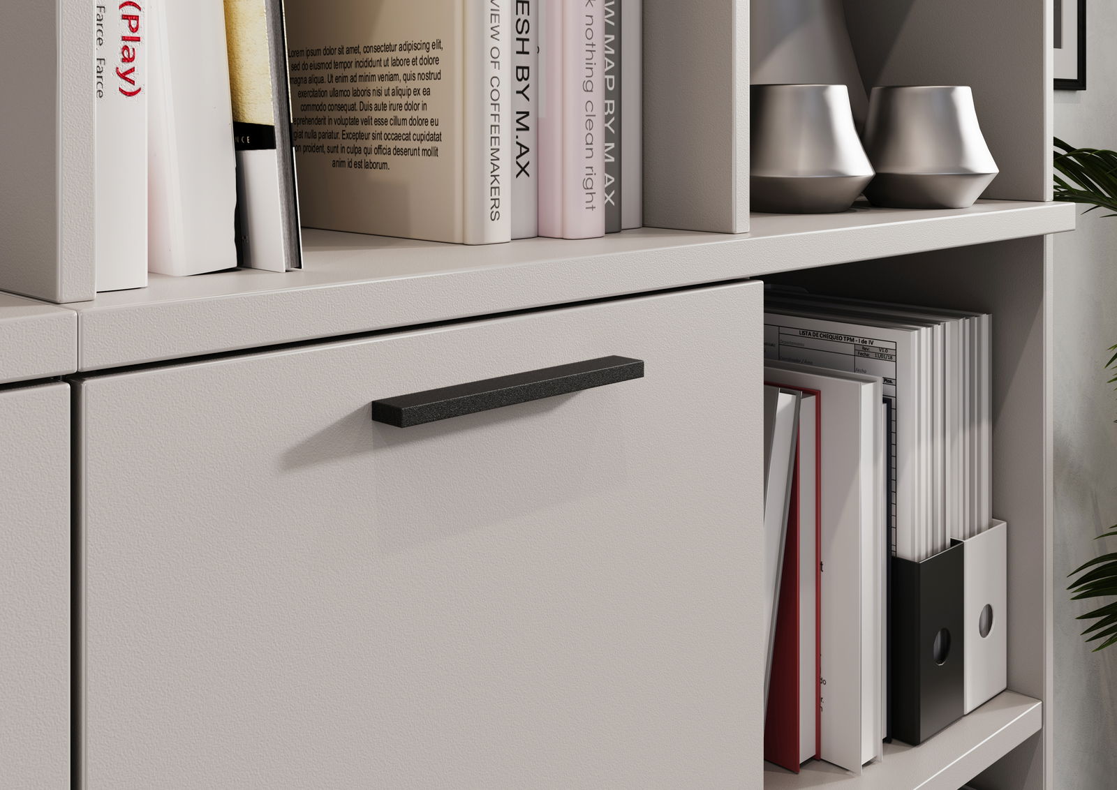 Nahaufnahme eines modernen Aktenschranks mit Büchern und Ordnern, seitliche Perspektive