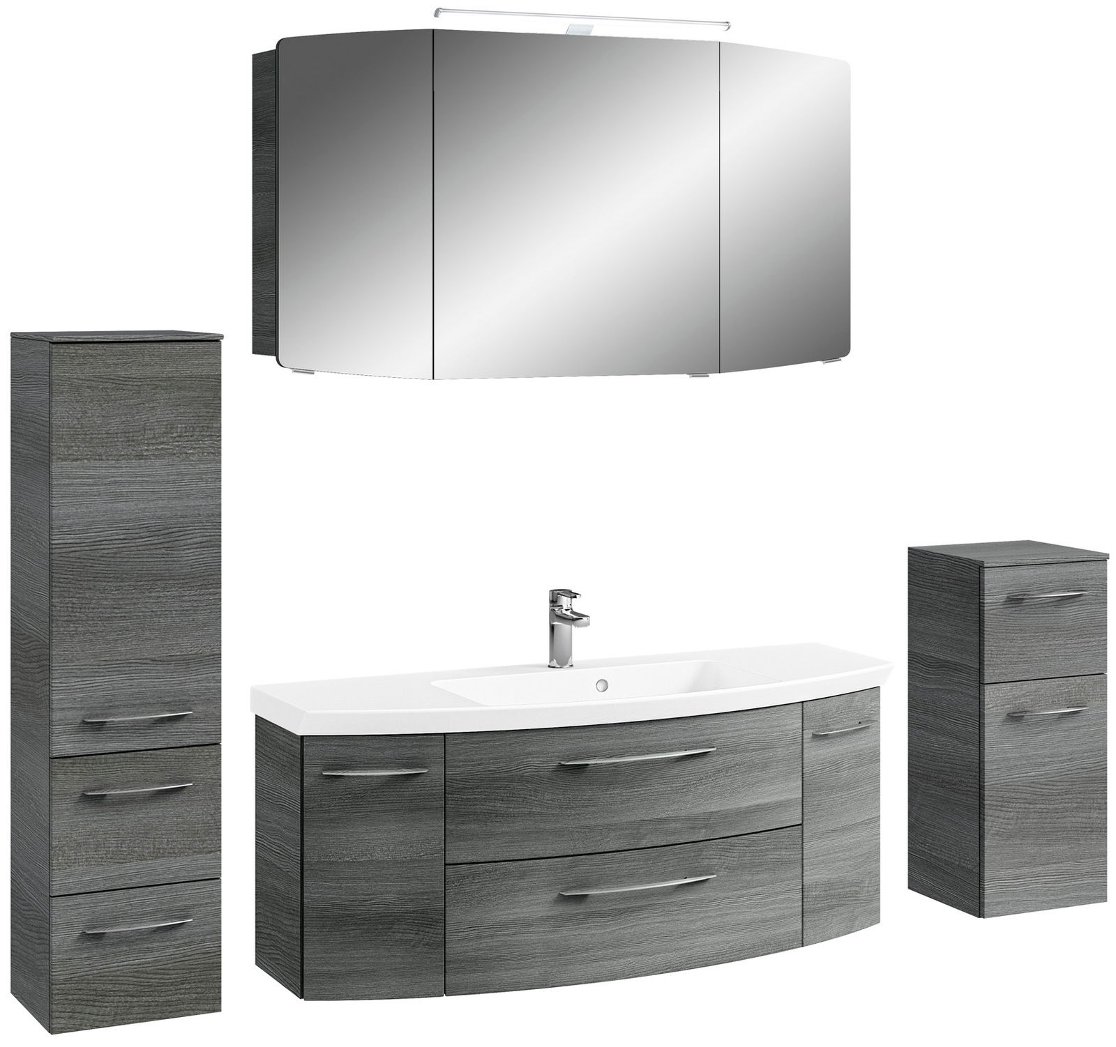 Moderne Badkombination in grauer Holzoptik mit Spiegelschrank, Waschbeckenunterschrank und zwei zusätzlichen Schränken, frontal abgebildet.