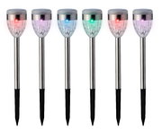 Sechs Solar Stabbeleuchten in verschiedenen Farben, von vorne betrachtet.