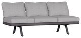 Graues 3-Sitzer Loungeelement mit gepolsterten Kissen, seitliche Perspektive