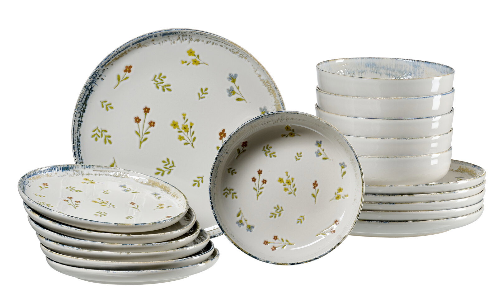 Keramik-Geschirrset in Weiß mit zartem Blumenmuster und blauem Rand, bestehend aus Tellern und Schalen, frontal in leicht schräger Perspektive auf weißem Hintergrund