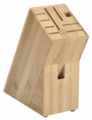 Messerblock aus Holz in schräger Perspektive