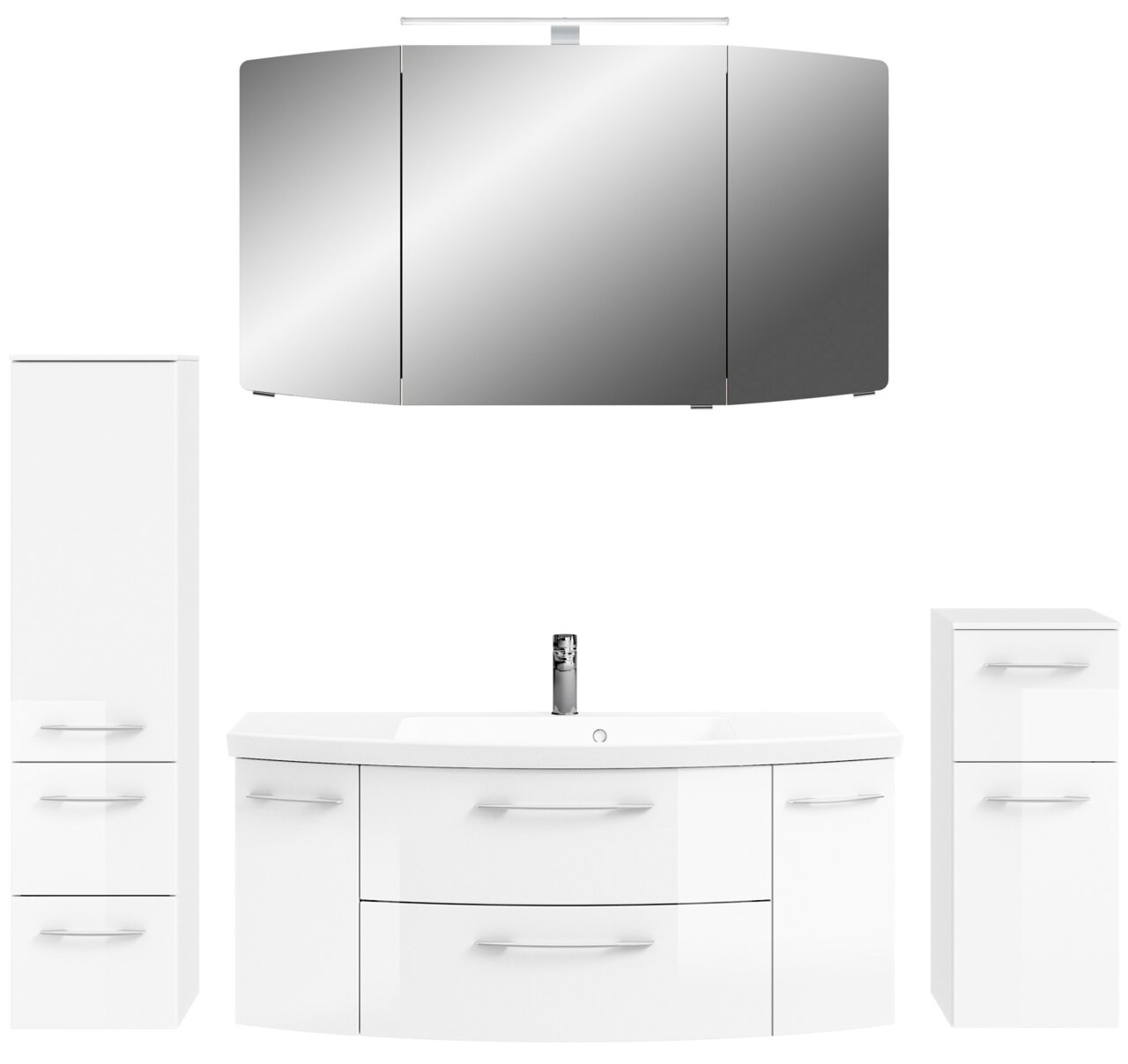 Moderne Badkombination in Weiß mit Spiegelschrank, Waschbeckenunterschrank und zwei zusätzlichen Schränken, frontal abgebildet.