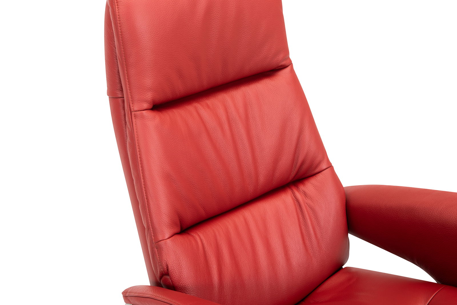 Nahaufnahme eines roten Relaxsessels aus Leder, Ansicht von der Seite