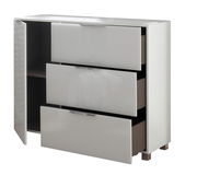 Weiße Kommode mit drei offenen Schubladen und einer geöffneten Tür, seitliche Perspektive