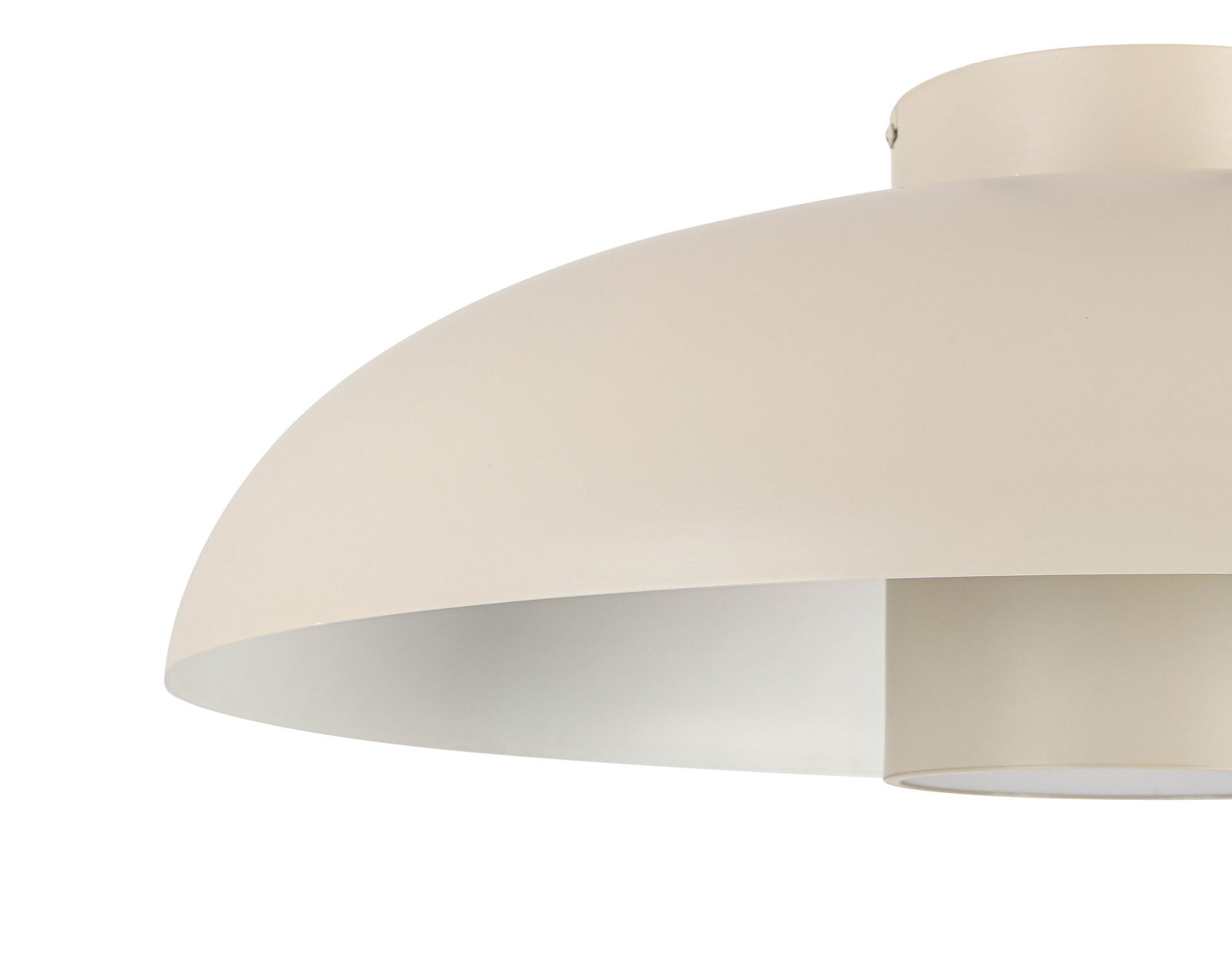 Nahaufnahme einer cremefarbenen LED-Deckenleuchte mit modernem, abgerundetem Design.