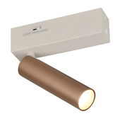 Moderner Strahler in seitlicher Perspektive mit einstellbarer Farbtemperatur von 2300K bis 4000K.