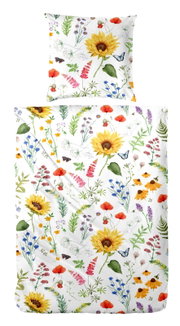 Bettwäsche-Set mit Kissenbezug und Bettbezug in Weiß, bedruckt mit bunten Wildblumen, Sonnenblumen und Schmetterlingen, frontal von oben in Draufsicht dargestellt