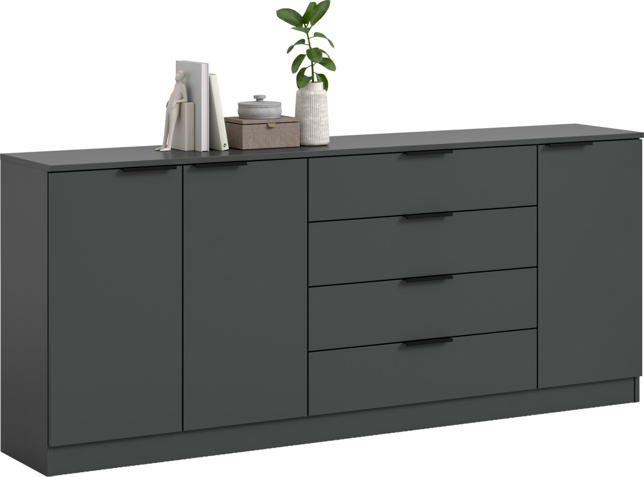 MID.YOU Kommode KOPENHAGEN Dunkelgraues Sideboard mit zwei Türen und vier Schubladen, oben dekoriert mit Büchern, Figur und Pflanze, in frontaler Ansicht mit leichter Perspektive von links.