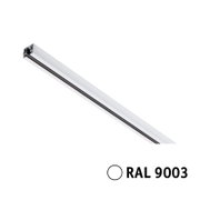 Witte rail in RAL 9003, diagonaal perspectief
