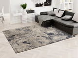 Designer Teppich in modernem Wohnzimmer, Perspektive von oben