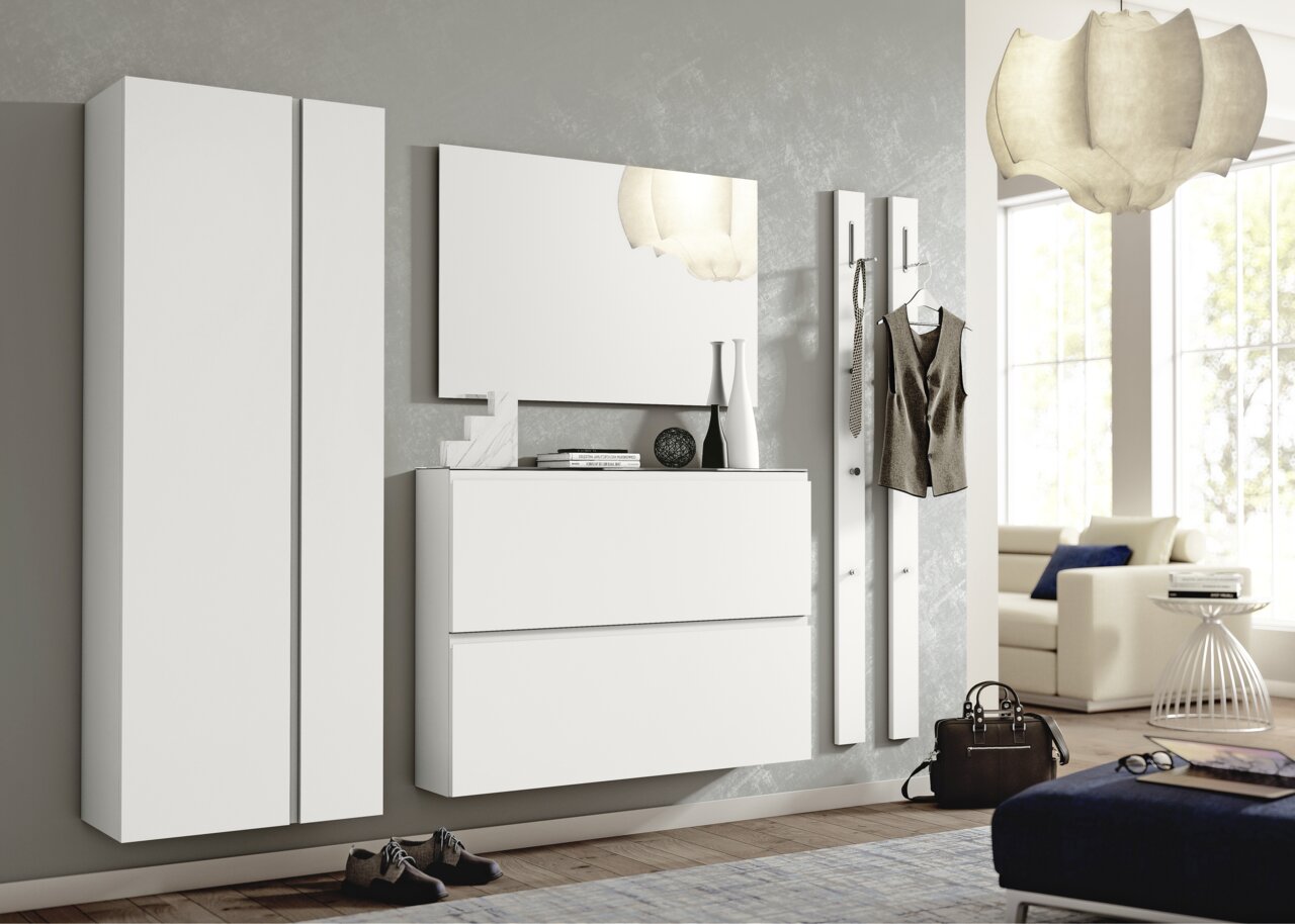 Moderner Hänge-Garderobenschrank mit zwei Türen in einem stilvollen Wohnzimmer, seitliche Perspektive.