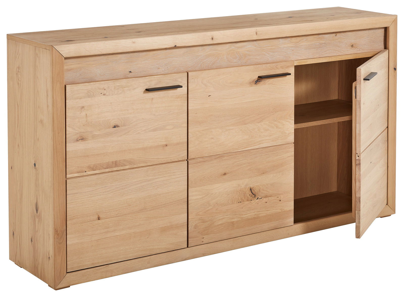 Helles Holz-Highboard mit mehreren Schubladen und einer offenen Tür, seitliche Perspektive