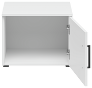 Weißer Aufsatzschrank mit geöffneter Tür, Frontansicht