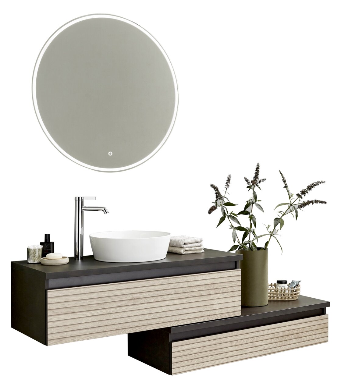 Novel Badkombination NV.075 Moderne Badkombination mit rundem Spiegel, Waschbecken und Unterschrank in Holzoptik, seitliche Perspektive