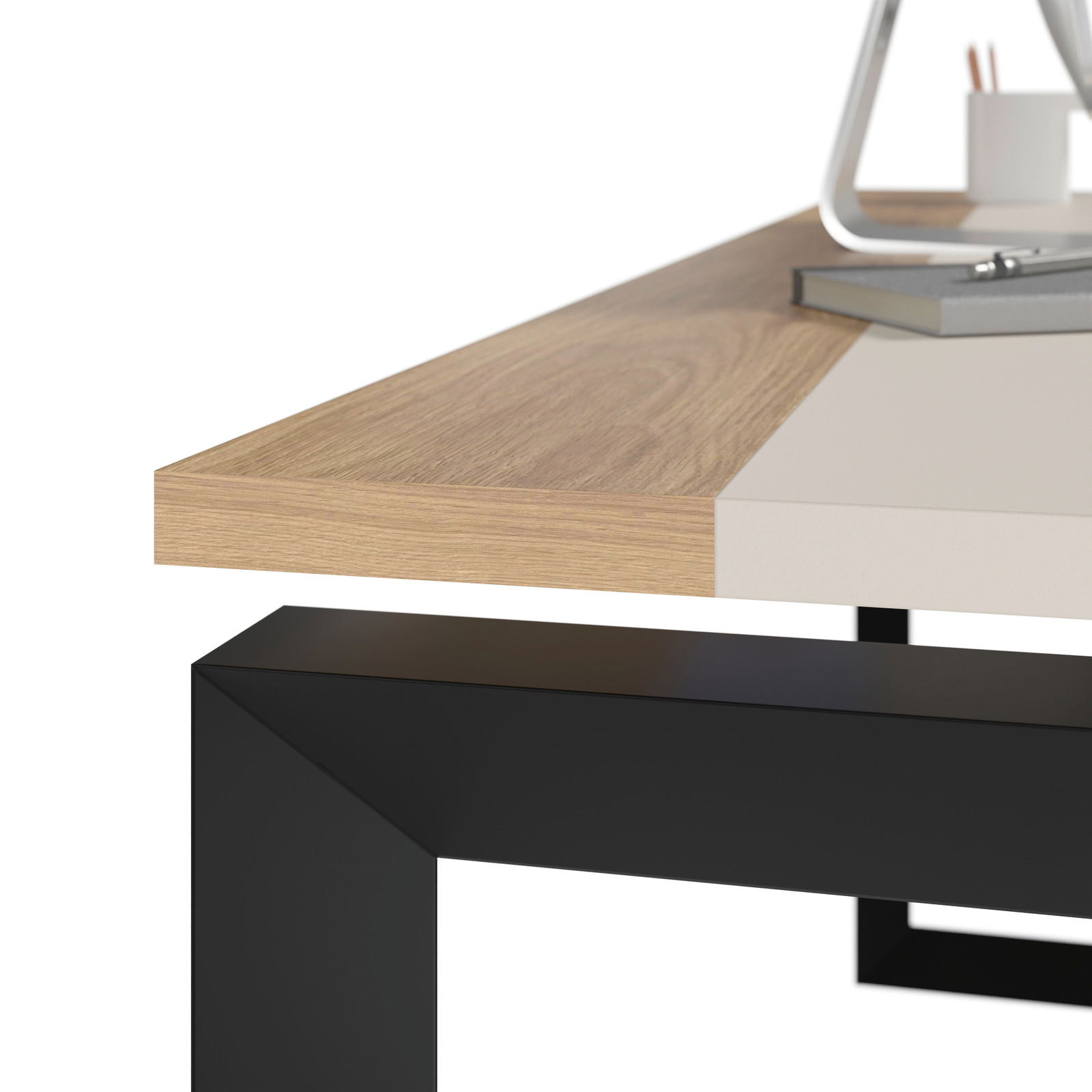 Nahaufnahme eines modernen Schreibtisches mit Holz- und Metallakzenten, seitliche Perspektive.