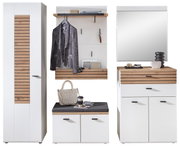 Garderobecombinatie Set 80 in een moderne stijl, bestaande uit een hoge kast, een wandgarderobe met haken en een plank, een bankje met opbergruimte en een spiegel met plank. De combinatie van witte vlakken en houten elementen geeft de set een elegante en 