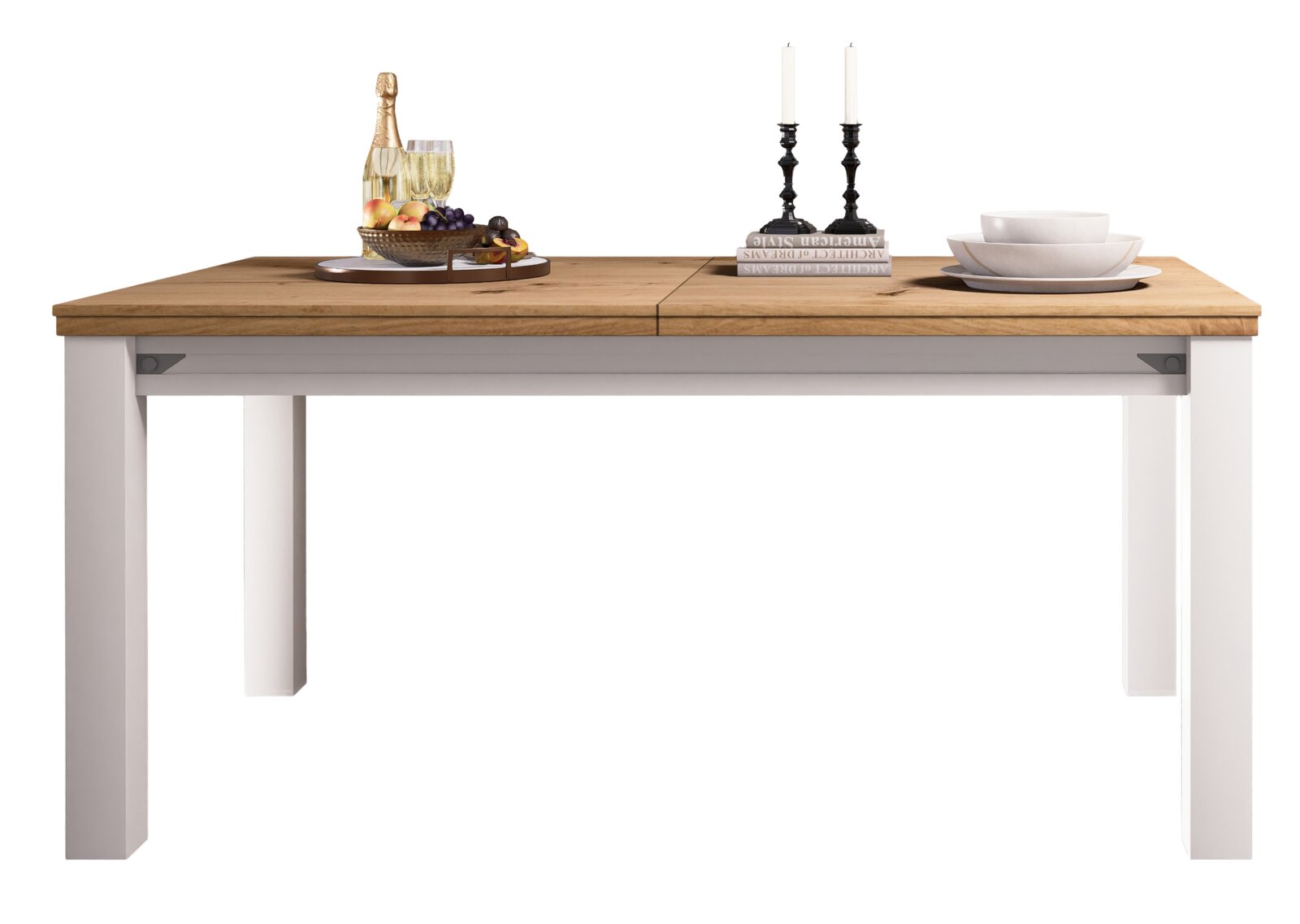 Moderner Esstisch mit weißem Gestell und Holzplatte, dekoriert mit Kerzen, Geschirr und Obst, Frontalansicht.