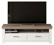 Lowboard mit Holzoberfläche, zwei Schubladen und einem Regalbrett, frontal fotografiert, mit einem Fernseher darauf.