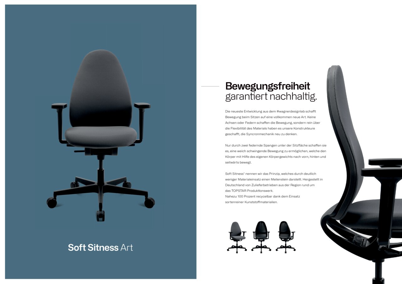 Bürostuhl Soft Sitness Art in Frontalansicht, ergonomisches Design mit Armlehnen und Rollen, auf blauem Hintergrund.