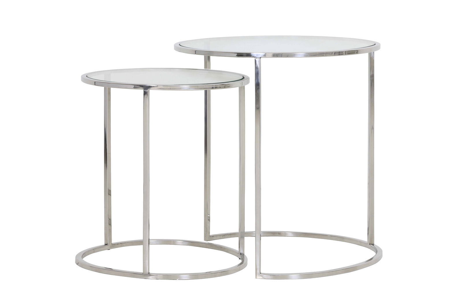 Zwei runde Beistelltische aus Metall mit Glasplatte, in verschiedenen Höhen, seitliche Perspektive.