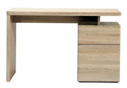 Moderner Schreibtisch aus hellem Holz mit Schubladen, seitliche Perspektive