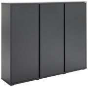 Moderner, grauer Schuhschrank mit drei Türen, seitliche Perspektive